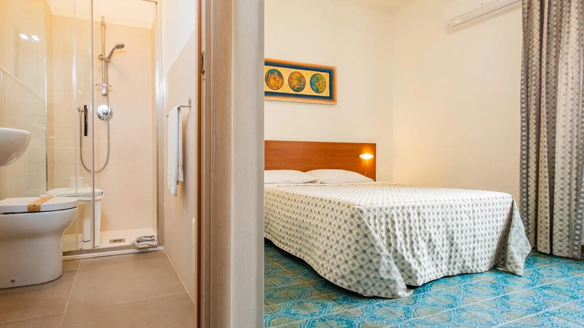 Hotel Il Gabbiano Alghero 3*,