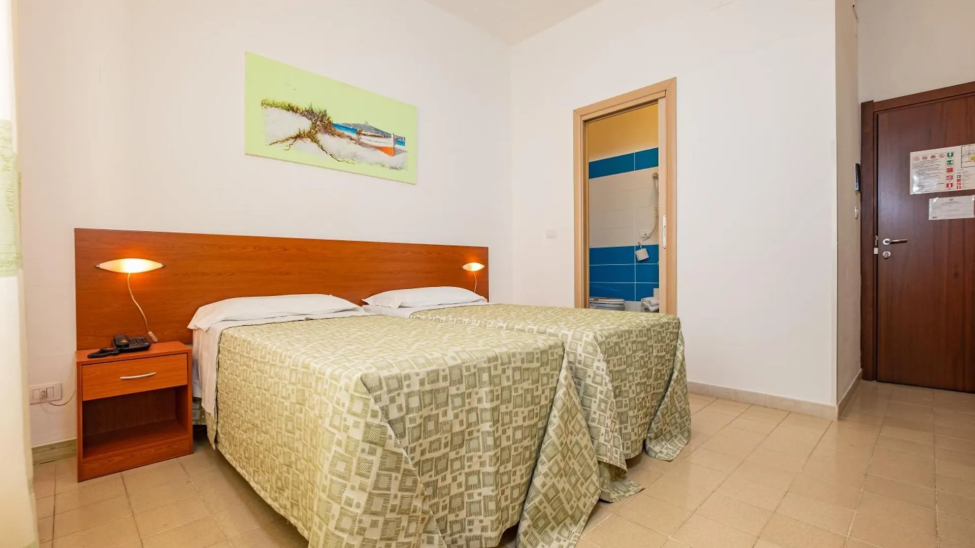 Hotel Il Gabbiano Alghero 3*,